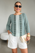 Blusa Mujer (Closet) · modelo