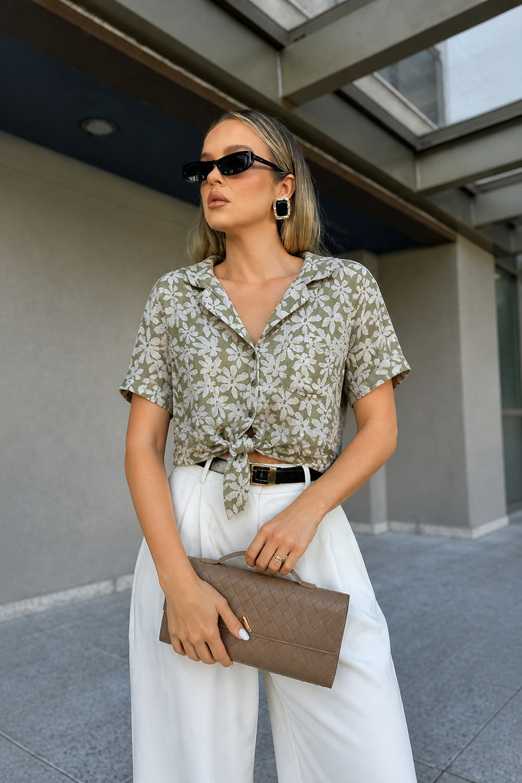 Blusa Mujer (Closet) · modelo